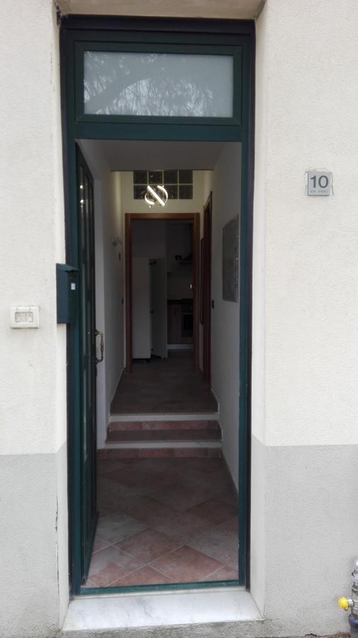 Apartment Silence 2 *